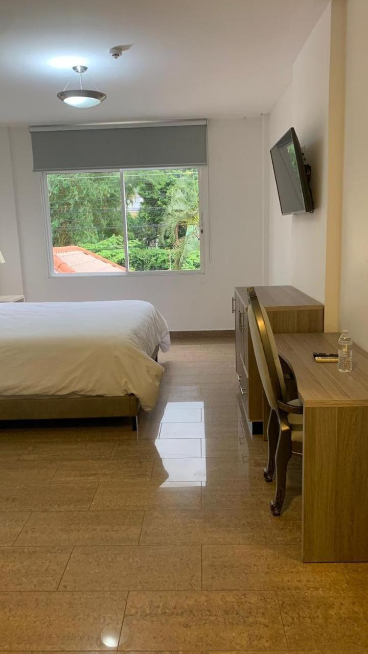 Hotel Diana Princess San Pedro Sula Bagian luar foto
